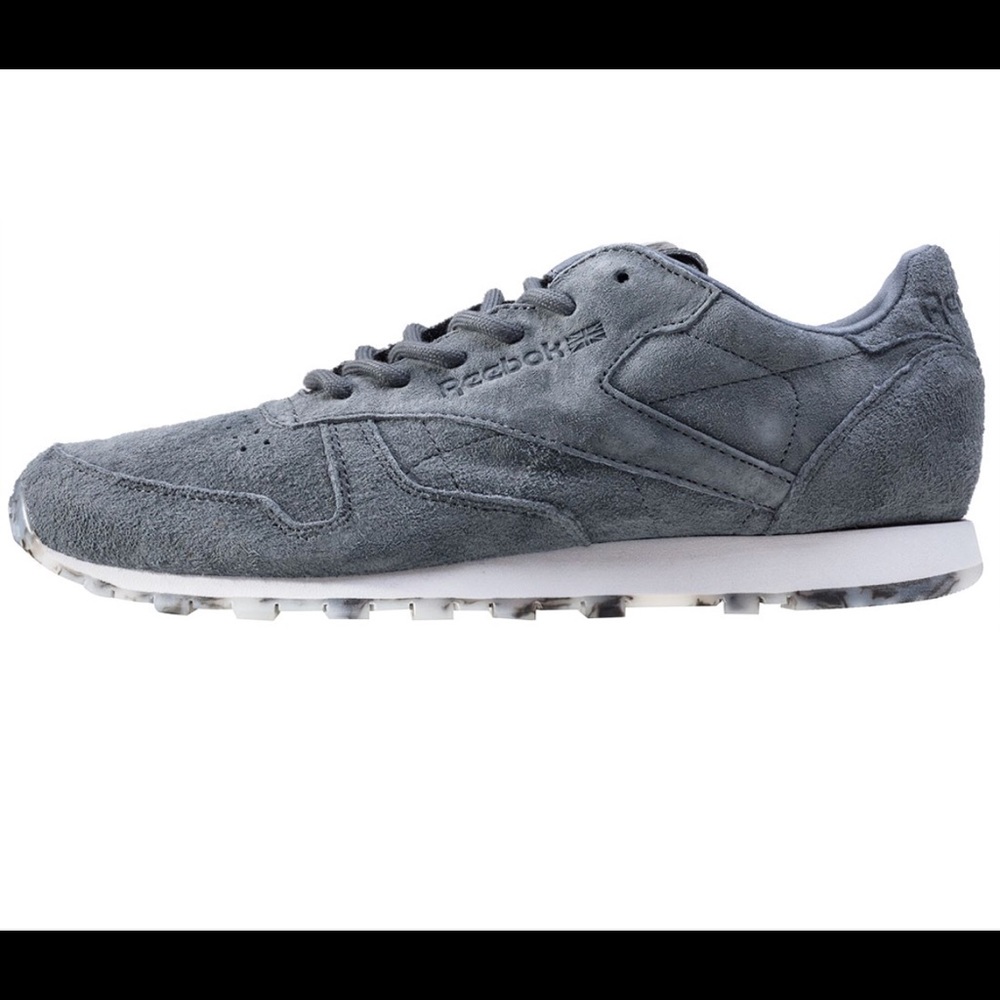 Reebok Classic Men’s size 9